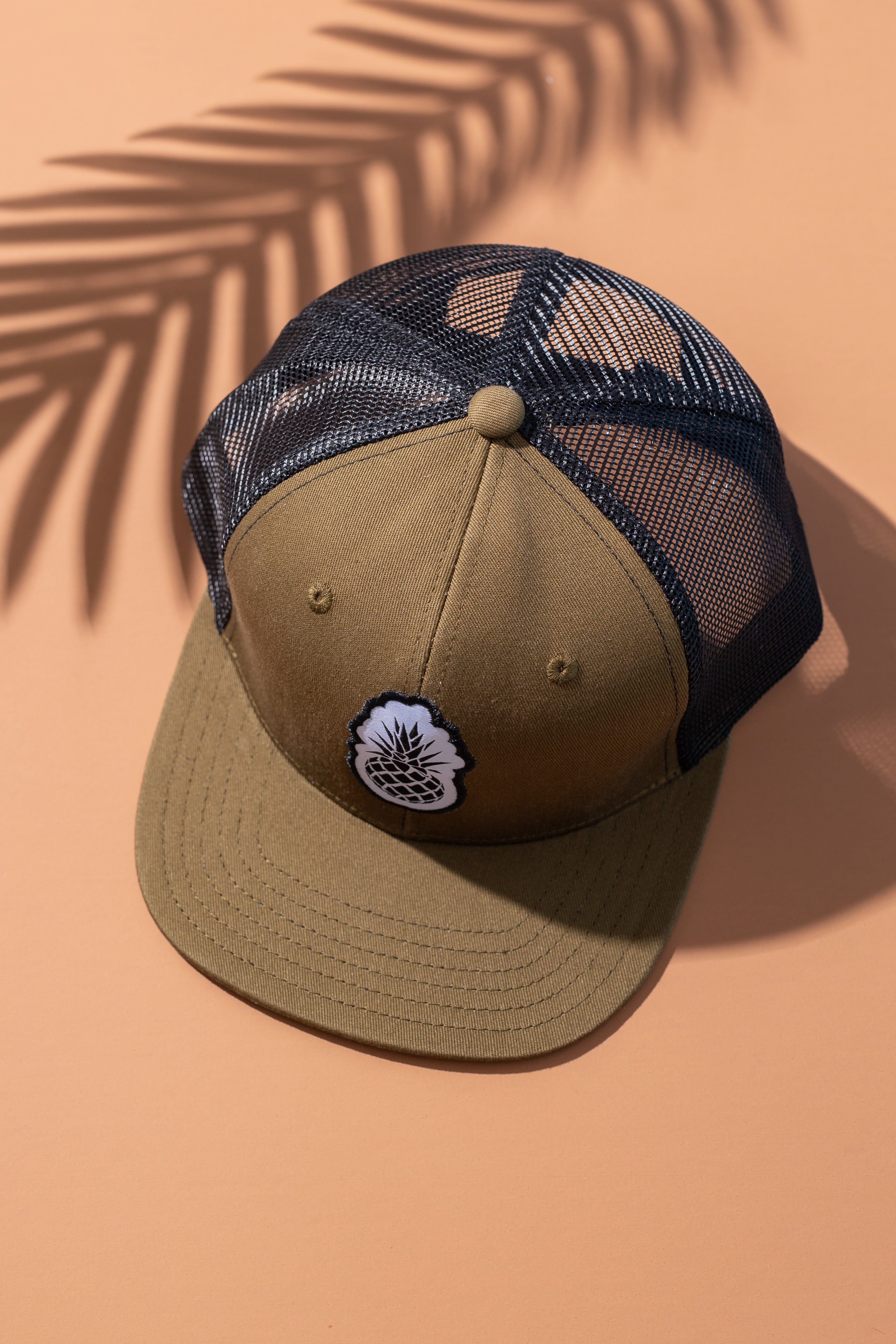 Trendy Pineapple Military Green Flat